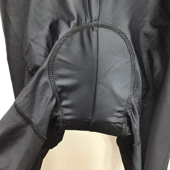 Men’s new black bicycle shorts. Size medium - Picture 2 of 5